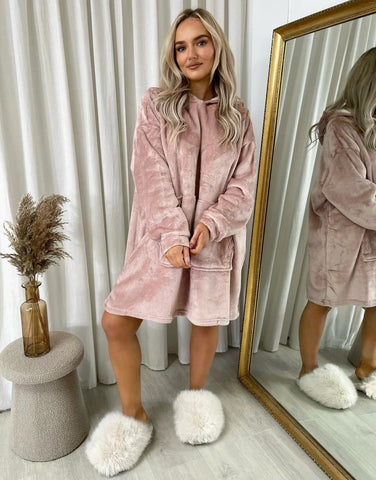Hooded Oversized Blanket Teddy Sherpa Fleece Fur Cape Warm Slanket Poncho One Size
