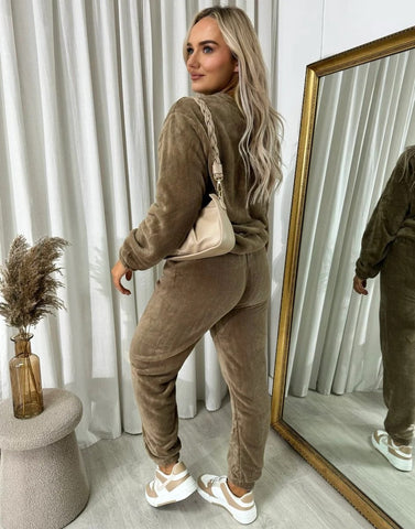 NEW LADIES VELOUR FLUFFY JOGGER TOP C0-ORD SUIT COSY WARM TRAVEL LOUNGEWEAR SET