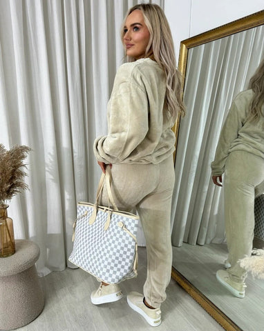 NEW LADIES VELOUR FLUFFY JOGGER TOP C0-ORD SUIT COSY WARM TRAVEL LOUNGEWEAR SET